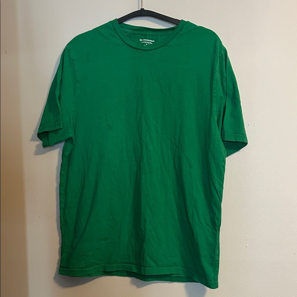 Amazon Essentials Vibrant Green Men's Tee